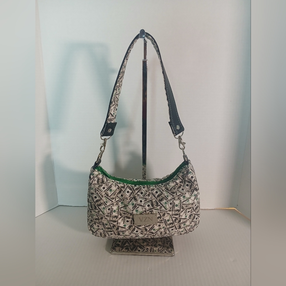 Dolly Money Bag By VZN